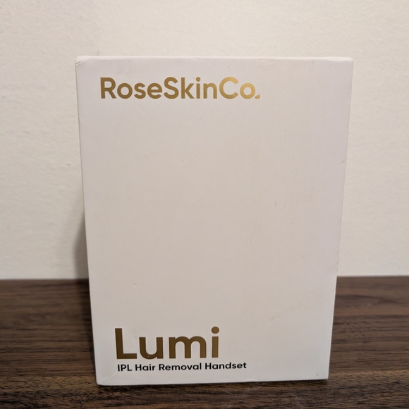 RoseSkinCo Lumi Hair Removal Handset - White and Gold - Picture 2 of 4